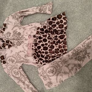 Giggle Moon 2 piece hooded Cheetah 24 mo